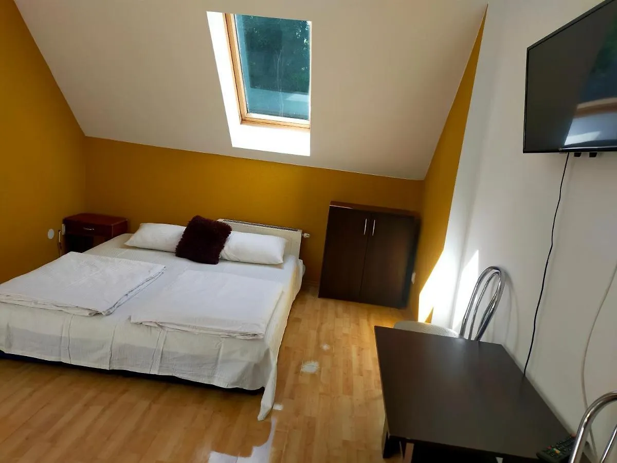 Hostel Madeira Гданьск