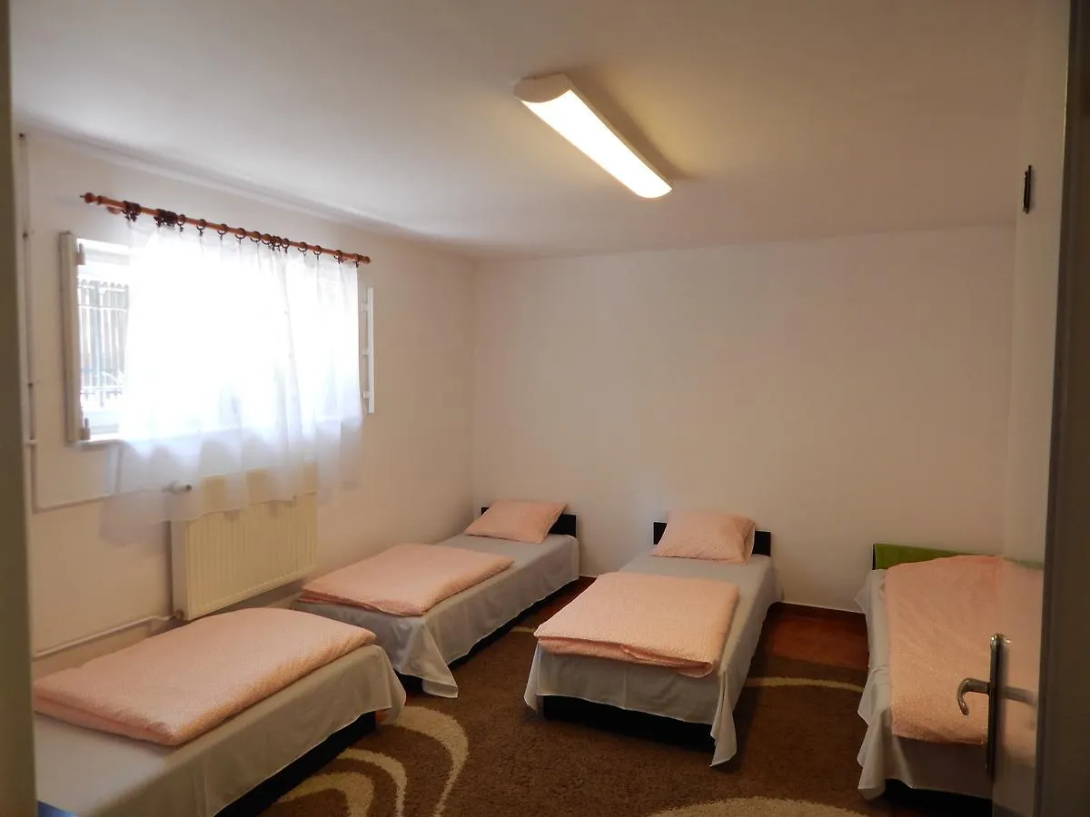 Hostel Madeira Гданьск